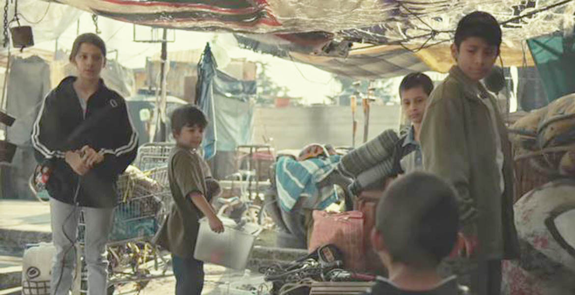 Vuelven una película entre la fantasía y el terror